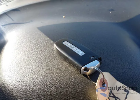 2019 Dodge Journey Se z USA, uszkodzony, nr VIN 3C4PDCBB8KT860320